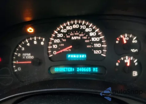 2004 Chevrolet Silverado 1500 Lt z USA, uszkodzony, nr VIN 2GCEC13T741384300